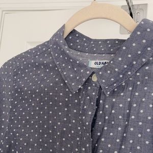 Old Navy Light Weight Oxford  (M/10-12)